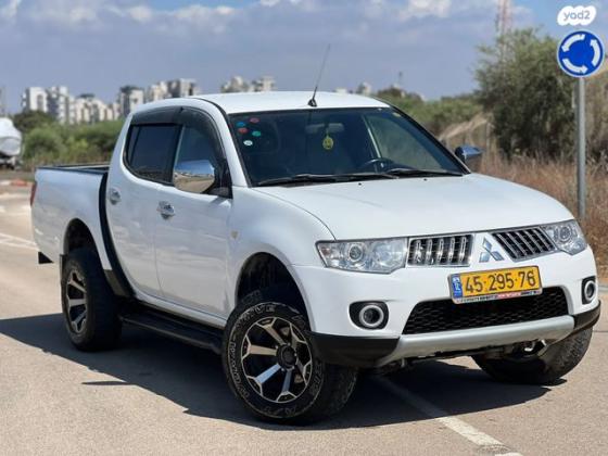 מיצובישי L200 האנטר 4X4 4X4 GLX דאבל קבינה אוט' דיזל 2.5 (136 כ''ס)[10-15] דיזל 2011 למכירה בהרצליה