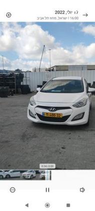 יונדאי i30 Premium אוט' 1.6 (135 כ''ס) בנזין 2014 למכירה בנתניה