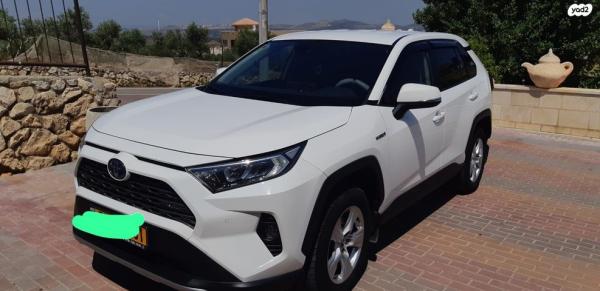 טויוטה RAV4 הייבריד 4X4 E-xperience הייבריד אוט' 2.5 (178 כ''ס) בנזין 2019 למכירה ברומת היב