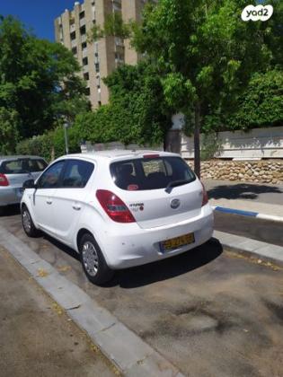 יונדאי i20 Premium אוט' 1.4 (100 כ"ס) בנזין 2009 למכירה בתל אביב יפו