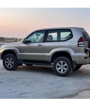 טויוטה לנד קרוזר קצר 4X4 Premium אוט' בנזין 4.0 (250 כ''ס) בנזין 2005 למכירה בבאר שבע