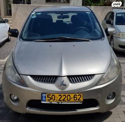 מיצובישי גרנדיס Comfort אוט' 2.4 (165 כ''ס) בנזין 2007 למכירה בגני טל