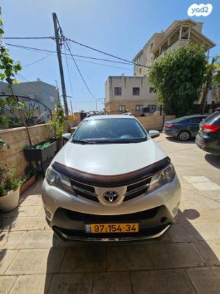 טויוטה RAV4 ארוך 4X4 Premium אוט' 2.0 (151 כ''ס) בנזין 2016 למכירה בכפר יאסיף