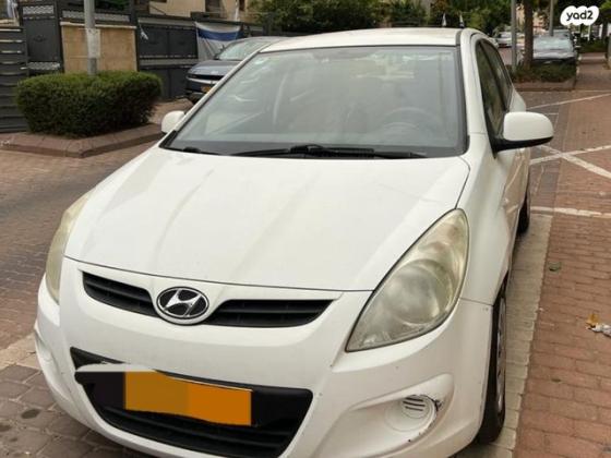 יונדאי i20 Inspire אוט' 1.4 (100 כ"ס) [2009-2015] בנזין 2012 למכירה בתל אביב יפו