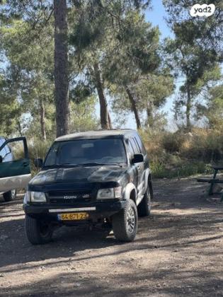 איסוזו טרופר ארוך 4X4 LS אוט' 3.5 (215 כ''ס) בנזין 2001 למכירה בערד