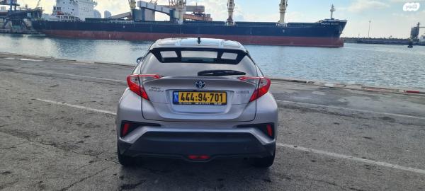 טויוטה C-HR Chic הייבריד אוט' 1.8 (98 כ"ס) בנזין 2018 למכירה באשדוד