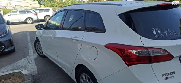 יונדאי i30 Inspire סטיישן אוט' 1.6 (135 כ"ס) בנזין 2013 למכירה בשוהם