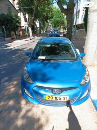 יונדאי i30 Inspire סטיישן אוט' 1.6 (135 כ"ס) בנזין 2014 למכירה ברמת גן