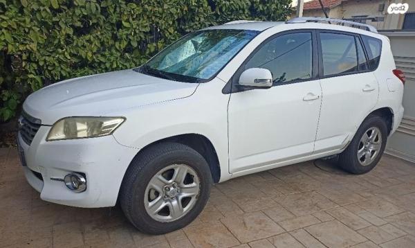 טויוטה RAV4 ארוך 4X4 GLI אוט' 2.0 (158 כ''ס) בנזין 2011 למכירה בראשון לציון