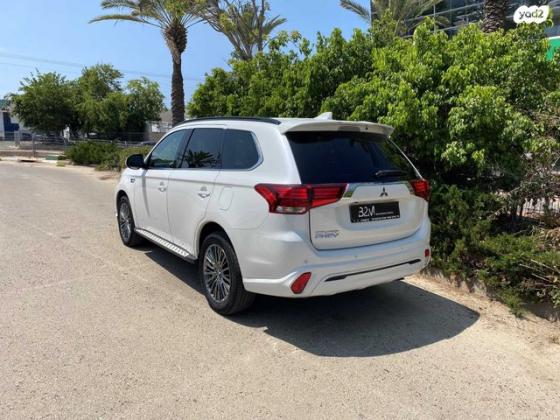 מיצובישי אאוטלנדר PHEV 4X4 S. Edition הייבריד אוט' 5 מק' 2.4 (135 כ''ס) היברידי חשמל / בנזין 2020 למכירה באשדוד