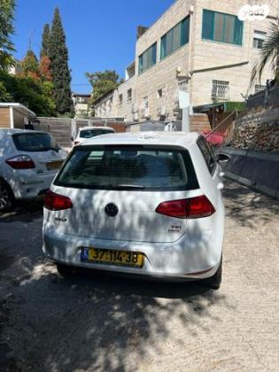 פולקסווגן גולף Trendline אוט' 5 דל' 1.4 (125 כ''ס) בנזין 2016 למכירה בירושלים