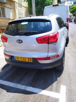 קיה ספורטז' LX אוט' 2.0 (166 כ''ס) בנזין 2015 למכירה בחיפה