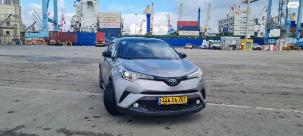 טויוטה C-HR Chic הייבריד אוט' 1.8 (98 כ"ס) בנזין 2018 למכירה באשדוד