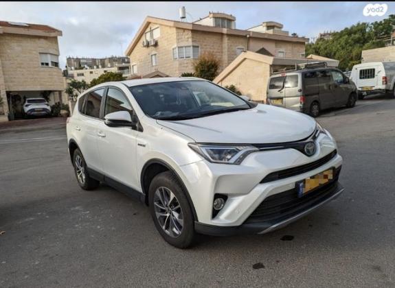 טויוטה RAV4 הייבריד Premium הייבריד אוט' 2.5 (155 כ''ס) בנזין 2017 למכירה בחיפה