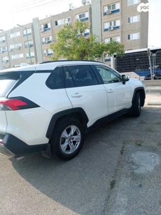 טויוטה RAV4 ארוך 4X2 Experience אוט' 2.0 (175 כ''ס) בנזין 2019 למכירה באופקים