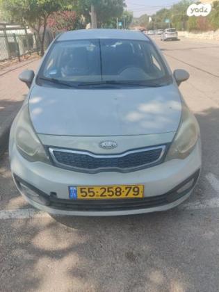 קיה ריו LX סדאן אוט' 1.4 (109 כ''ס) בנזין 2012 למכירה בקרני שומרון