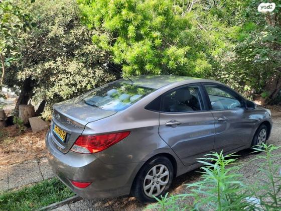 יונדאי i25 Inspire אוט' 1.6 (124 כ"ס) בנזין 2012 למכירה בכפר שמריהו