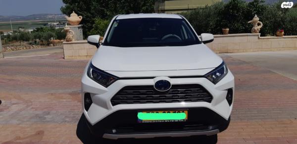 טויוטה RAV4 הייבריד 4X4 E-xperience הייבריד אוט' 2.5 (178 כ''ס) בנזין 2019 למכירה ברומת היב