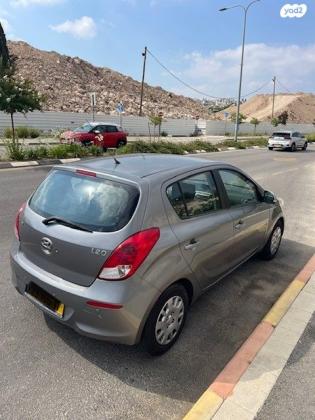 יונדאי i20 Insight אוט' 1.4 (100 כ"ס) בנזין 2013 למכירה בקרית טבעון