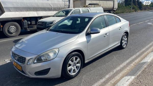 וולוו S60 T4 Kinetic אוט' 1.6 (180 כ''ס) בנזין 2013 למכירה באשדוד