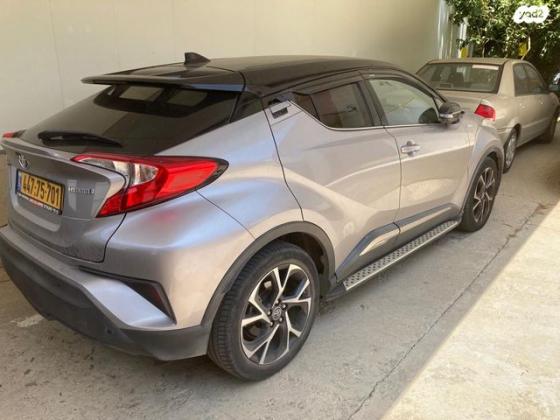 טויוטה C-HR Chic הייבריד אוט' 1.8 (98 כ"ס) בנזין 2018 למכירה ברחובות