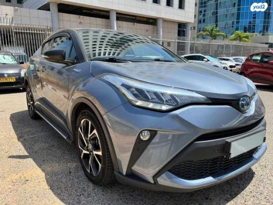 טויוטה C-HR Chic הייבריד אוט' 1.8 (98 כ"ס) בנזין 2021 למכירה ברעננה