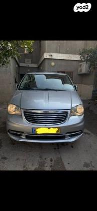 קרייזלר גראנד וויאג'ר Touring K אוט' 7 מק' 3.6 (279 כ"ס) בנזין 2012 למכירה בכרמיאל