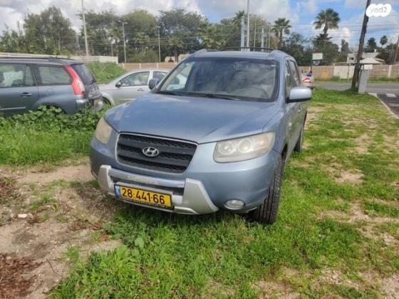 יונדאי סנטה פה 4X4 Executive אוט' דיזל 7 מק' 2.2 (150 כ''ס) דיזל 2008 למכירה בצפת