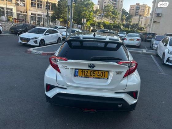 טויוטה C-HR Chic הייבריד אוט' 1.8 (98 כ"ס) בנזין 2017 למכירה בבית שמש