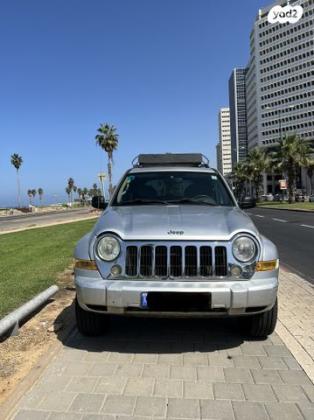 ג'יפ / Jeep ליברטי (עד 2013) 4X4 Limited אוט' 3.7 (204 כ''ס) [2005-2010] בנזין 2006 למכירה בתל אביב יפו