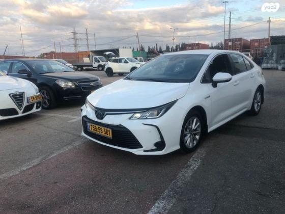 טויוטה קורולה הייבריד Executive סדאן אוט' 1.8 (122 כ''ס) בנזין 2019 למכירה בחולון