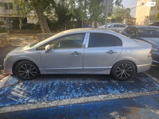 הונדה סיוויק סדאן החדשה Comfort אוט' 1.8 (140 כ''ס) בנזין 2011 למכירה בכפר סבא