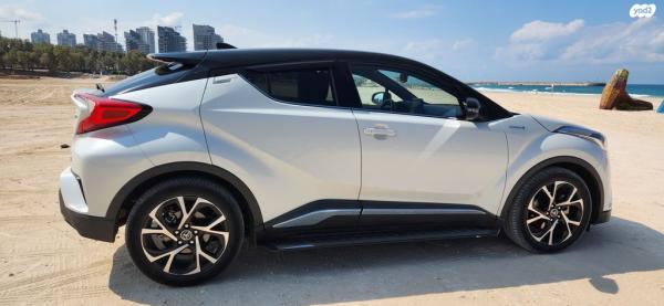 טויוטה C-HR Chic הייבריד אוט' 1.8 (98 כ"ס) בנזין 2017 למכירה באשדוד