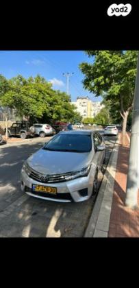 טויוטה קורולה Sun אוט' 1.6 (132 כ"ס) בנזין 2014 למכירה ברחובות