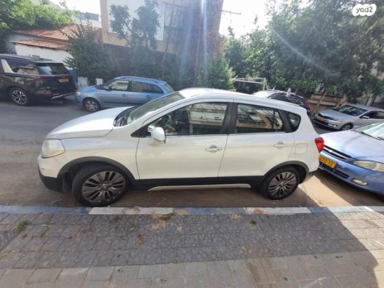 סוזוקי SX4 קרוסאובר GLX אוט' 1.6 (118 כ''ס) בנזין 2016 למכירה בבת ים