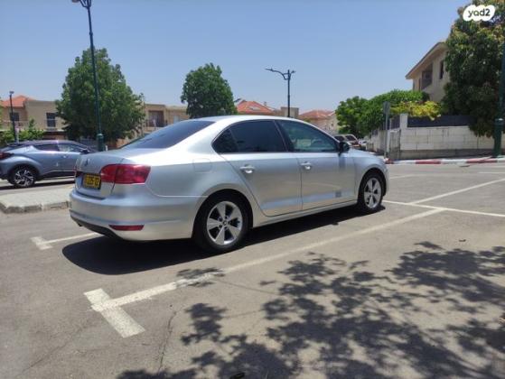 פולקסווגן ג'טה Trendline אוט' 1.2 (105 כ"ס) בנזין 2013 למכירה בגדרה