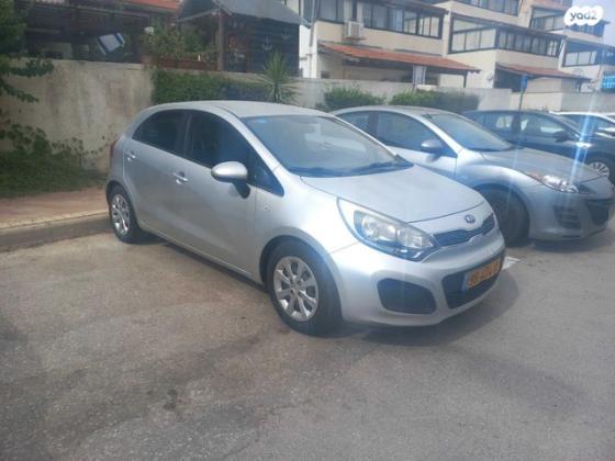 קיה ריו LX הצ'בק ידני 1.2 (82 כ''ס) בנזין 2014 למכירה באריאל