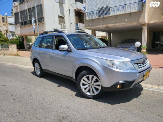 סובארו פורסטר 4X4 X אוט' 2.0 (150 כ"ס) [2012-2016] בנזין 2012 למכירה בחולון