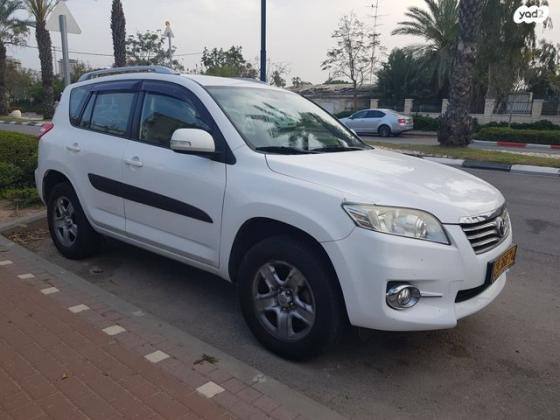 טויוטה RAV4 ארוך 4X4 GLI אוט' 2.0 (158 כ''ס) בנזין 2011 למכירה בלוחמי הגיטאות