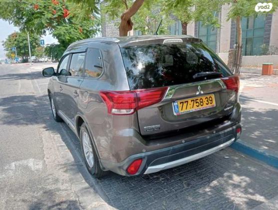 מיצובישי אאוטלנדר Instyle אוט' 7 מק' 2.0 (150 כ"ס) בנזין 2016 למכירה בטבריה