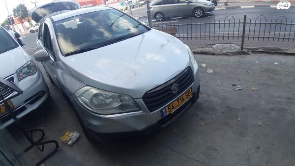 סוזוקי SX4 קרוסאובר GLS ידני 1.6 (118 כ"ס) בנזין 2014 למכירה בבני ברק