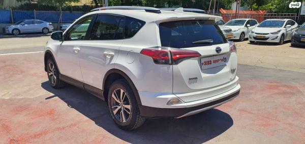 טויוטה RAV4 ארוך 4X4 Premium MC אוט' 2.0 (152 כ''ס) בנזין 2016 למכירה בראשון לציון