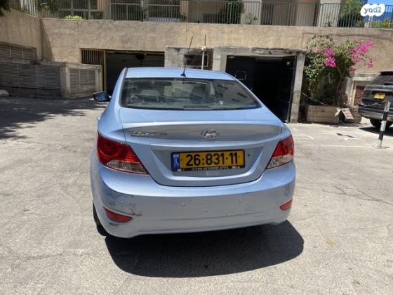 יונדאי i25 Inspire אוט' 1.4 (109 כ''ס) בנזין 2013 למכירה ברמת גן