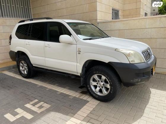 טויוטה לנד קרוזר ארוך 4X4 STD אוט' דיזל 5 מק' 3.0 (173 כ"ס) דיזל 2008 למכירה בפתח תקווה