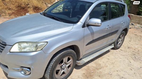 טויוטה RAV4 ארוך 4X4 GLI אוט' 2.0 (158 כ''ס) בנזין 2012 למכירה בירושלים