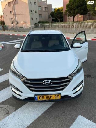 יונדאי טוסון 4X4 Premium אוט' בנזין 2.0 (155 כ''ס) בנזין 2016 למכירה בנתניה