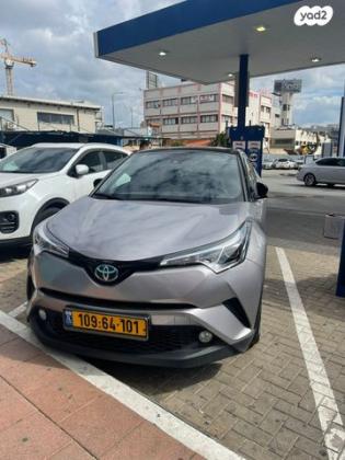 טויוטה C-HR Chic הייבריד אוט' 1.8 (98 כ"ס) בנזין 2017 למכירה בכפר מנדא