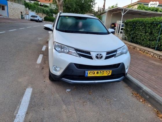 טויוטה RAV4 ארוך 4X4 Premium אוט' 2.0 (151 כ''ס) בנזין 2015 למכירה בקציר