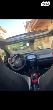 טויוטה אייגו (AYGO) Open Top אוט' 1.0 (72 כ''ס) בנזין 2019 למכירה בפרדס חנה כרכור