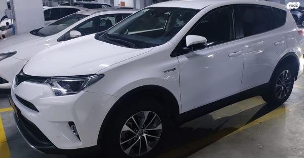 טויוטה RAV4 הייבריד Premium הייבריד אוט' 2.5 (155 כ''ס) בנזין 2018 למכירה בתל אביב יפו